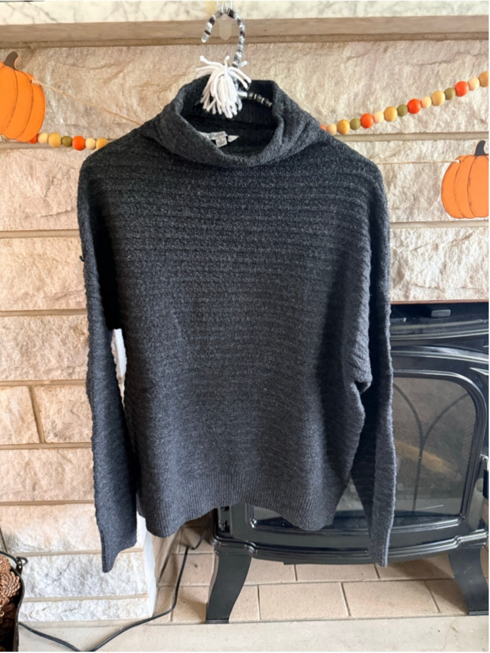 Women's Ophelia Roe Turtleneck Sweater Size L Grey